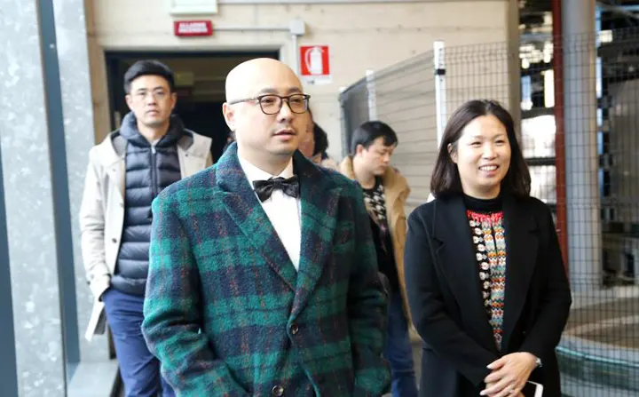 欧启酒业助力明星红酒梦 欧启酒业助力明星红酒梦